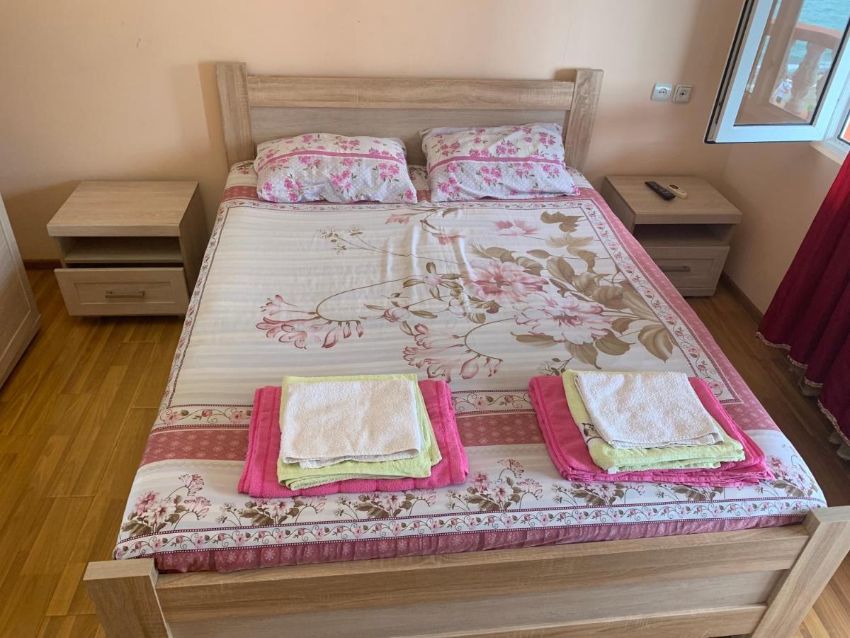 Guest House Rusalka Кобулети Экстерьер фото