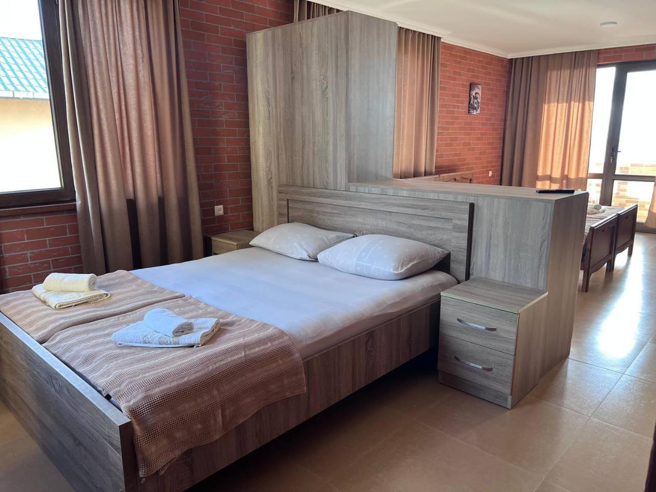Guest House Rusalka Кобулети Экстерьер фото