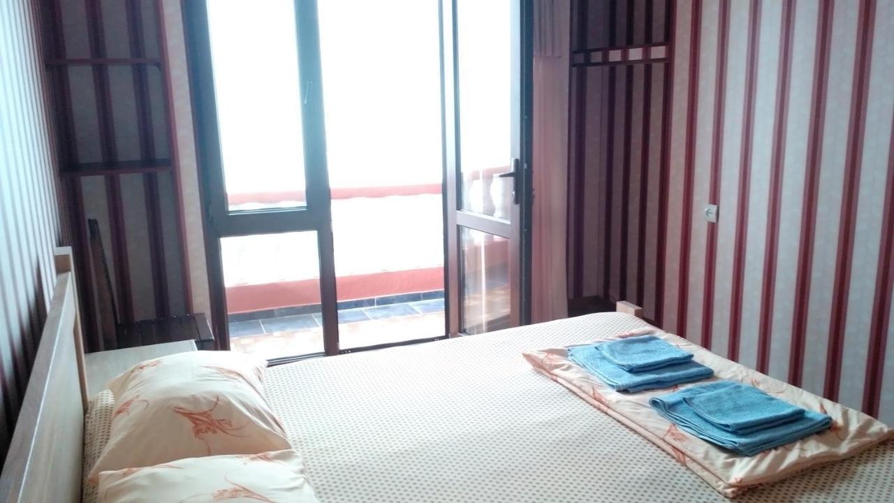 Guest House Rusalka Кобулети Экстерьер фото