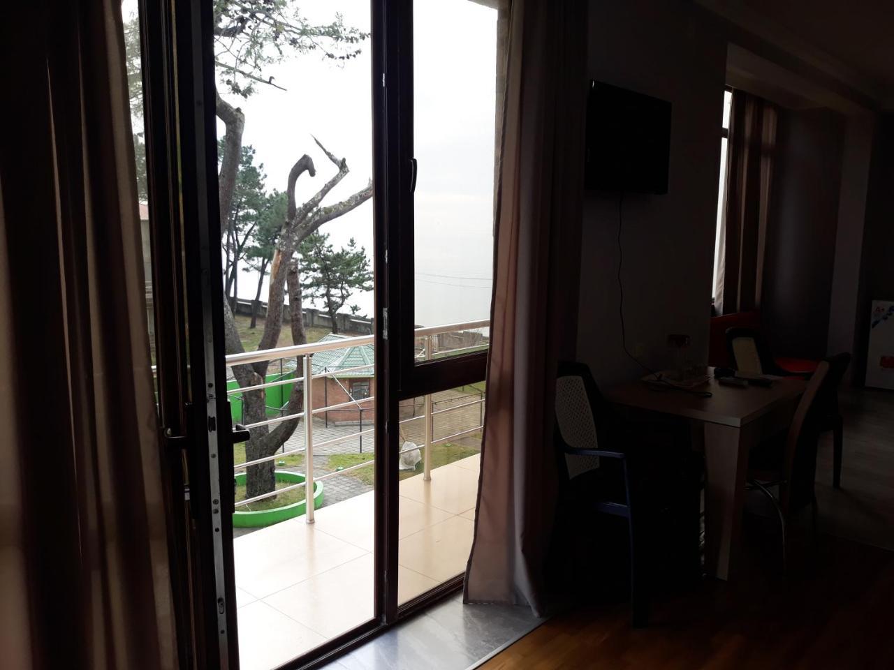 Guest House Rusalka Кобулети Экстерьер фото